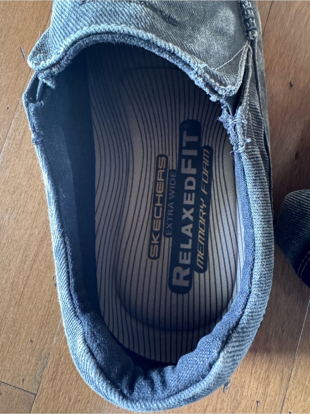 Skechers Men's Slip-On Loafers in Charcoal and Black - Picture 3 of 7